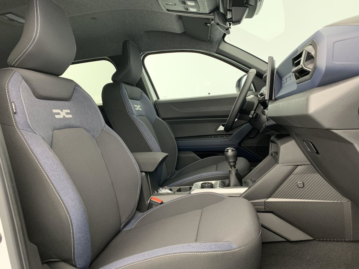 Dacia Duster — photo 7