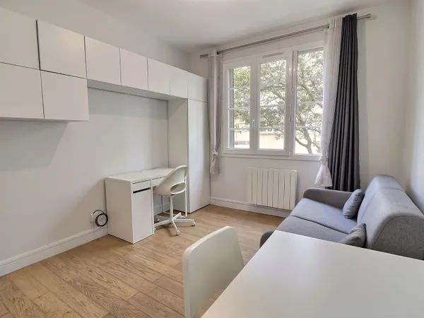 Appartement Aubervilliers 1 pièce(s) 18.37 m2