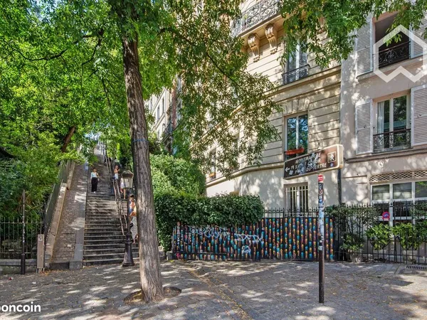 Montmartre, appartement de charme