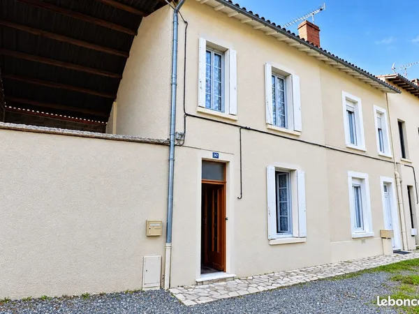 Angoulême - Saint-Cybard - Agréable Maison F3 avec cour et parking