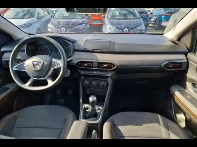 Dacia Sandero 1.0 tce 90ch stepway expression — photo 9