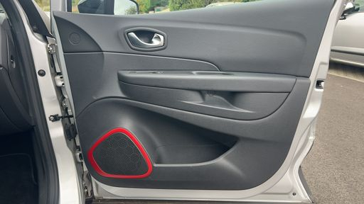 Renault Captur 1.2 TCe 120 Energy - Intens – 2017 – 82511 km – Essence – Boîte Manuelle — photo 26
