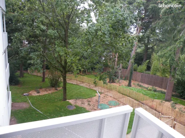 T2 de 42 m2 dans parc privé
