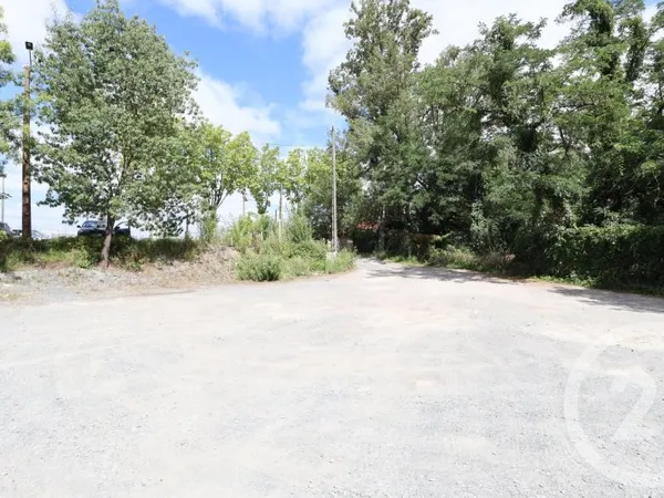Parking 2400 m²