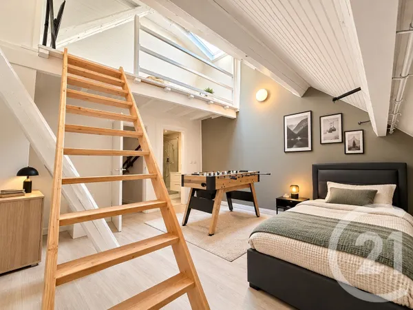 Appartement 6 pièces 130 m²