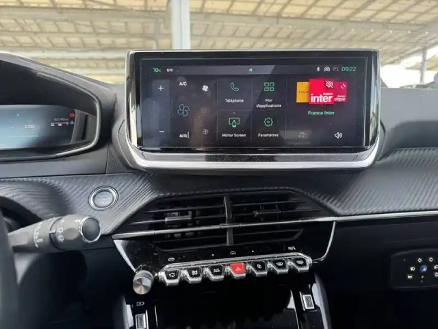 Peugeot 208 puretech 100 s&amp;s bvm6 — photo 33