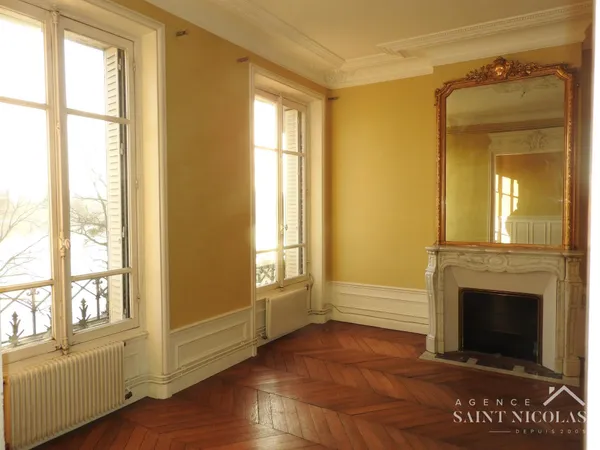 MEULAN CENTRE, Appartement haussmannien 3 chambres de 98 m2