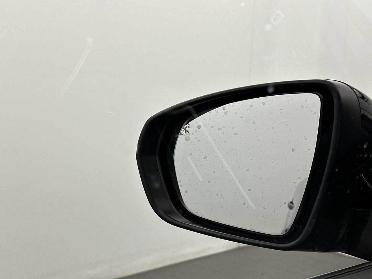 Peugeot 3008 hybrid 225 e-eat8 gt pack — photo 15