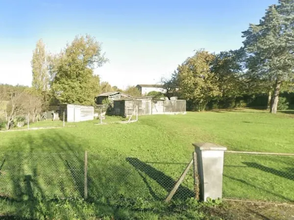 Terrain 542 m²