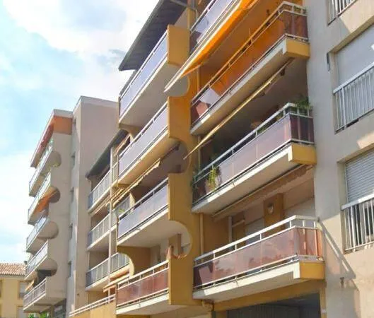 Garage et parking Location Manosque 58€