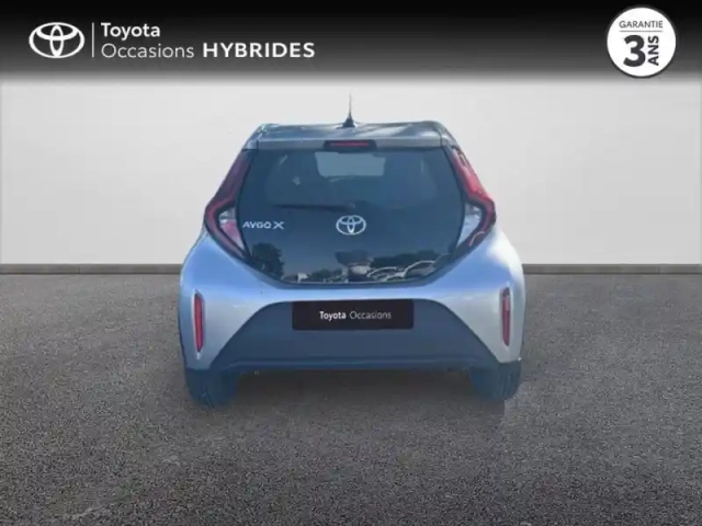 Toyota Aygo X 1.0 vvt-i 72ch dynamic — photo 4