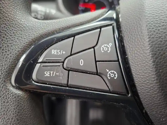 Dacia Sandero sce 65 — photo 33