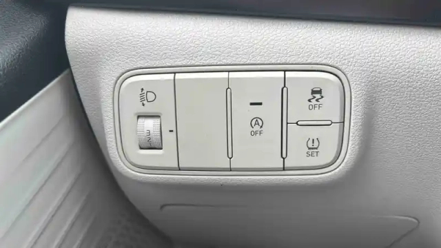 Hyundai I20 1.0 t-gdi 100 dct-7 hybrid 48v — photo 21