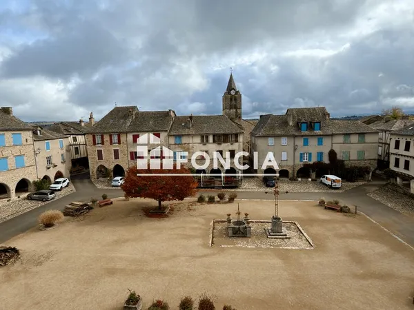 🏰 Maison de caractère du XVIe siècle - 200 m² - Terrasse - Garage - Emplacement d'exception sur la p
