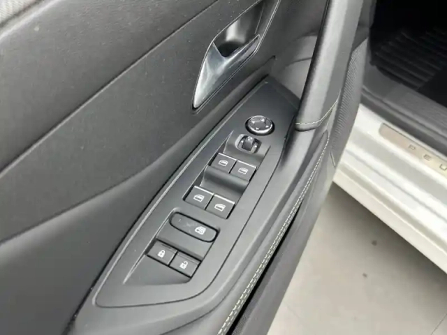 Peugeot 308 bluehdi 130ch s&amp;s eat8 — photo 40