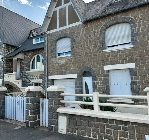 Maison à louer 4 pièces 84 m2