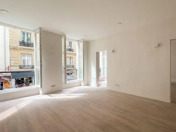 Bureaux 141 m²