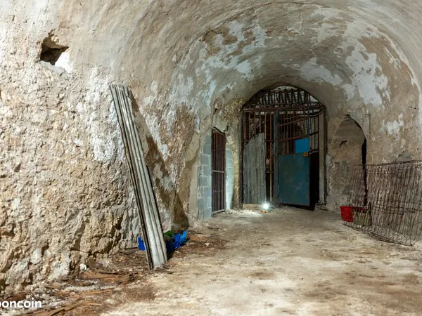 Stockage Vente Amboise 48m² 1800€