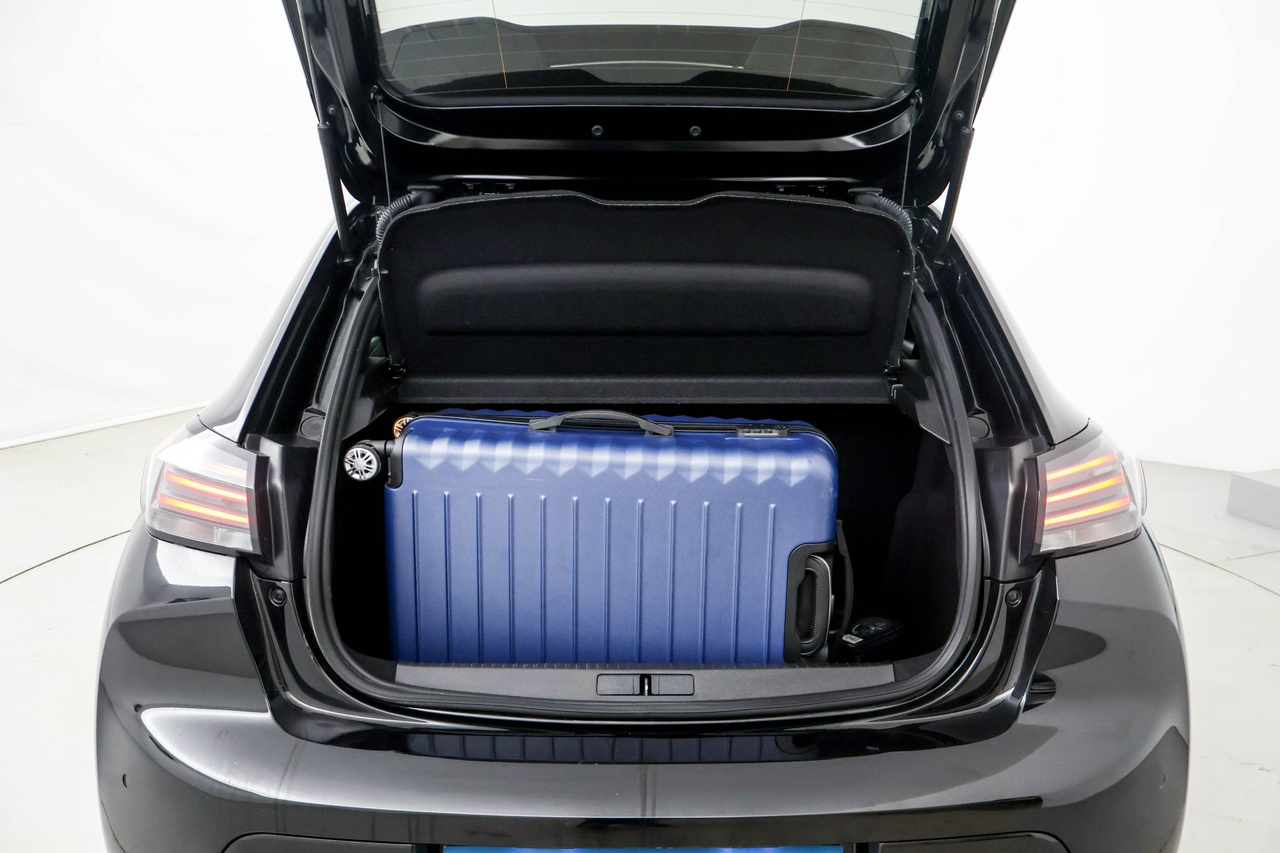 Peugeot 208 — photo 15
