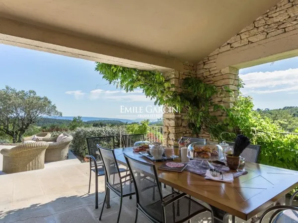Mas avec piscine, campagne de Gordes