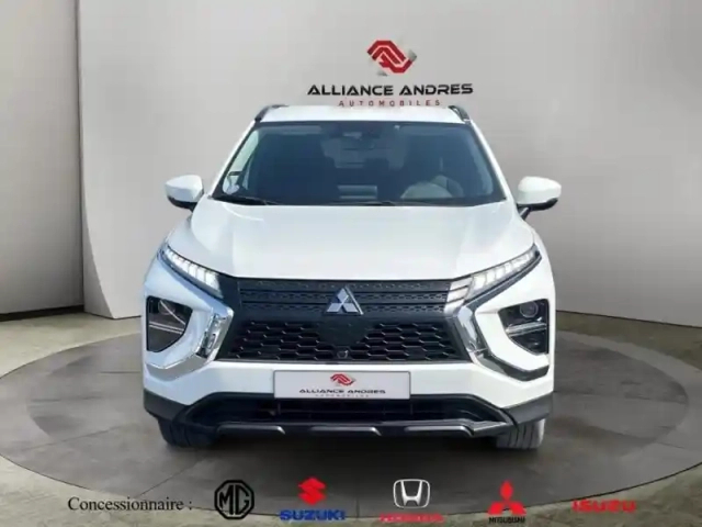 Mitsubishi Eclipse cross 2.4 mivec phev 188ch invite 4wd 2023 — photo 8