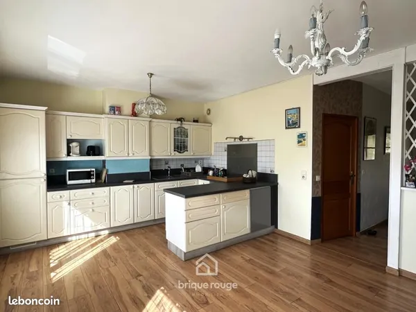 Maison 3 pièces 107 m²