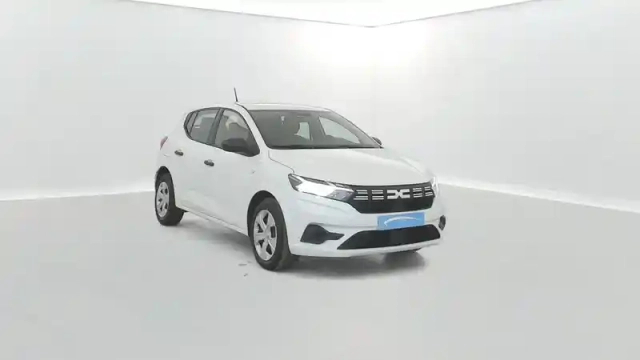 Dacia Sandero sce 65 — photo 17