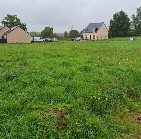 Terrain 549 m²