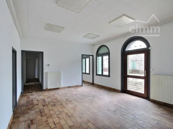 APPARTEMENT de 80.04 m² avec  PARKING