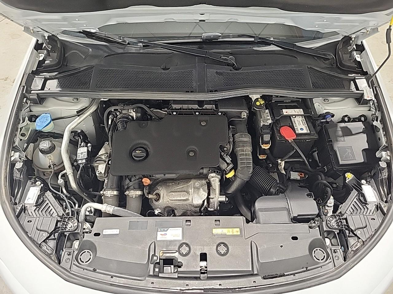Peugeot 308 bluehdi 130ch s&s eat8 active pack — photo 15