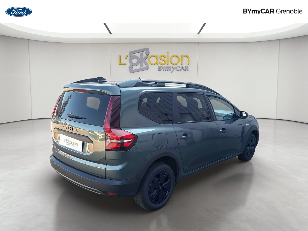 Dacia Jogger TCe 110 5 places — photo 5