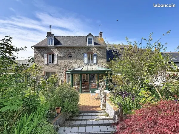 Maison 6 pièces 304 m²