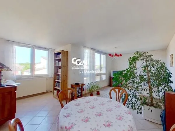 Appartement Vente Combs-la-Ville 4p 115m² 235000€
