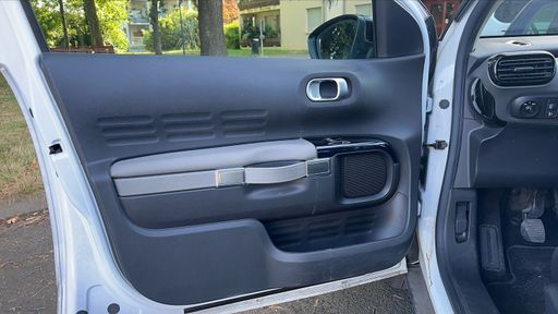 Citroen C4 Cactus 1.5 BlueHDi 102 - Feel Business – 2019 – 131579 km – Diesel – Boîte Manuelle — photo 18