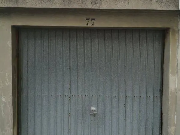 Garage et parking Location Vénissieux 90€