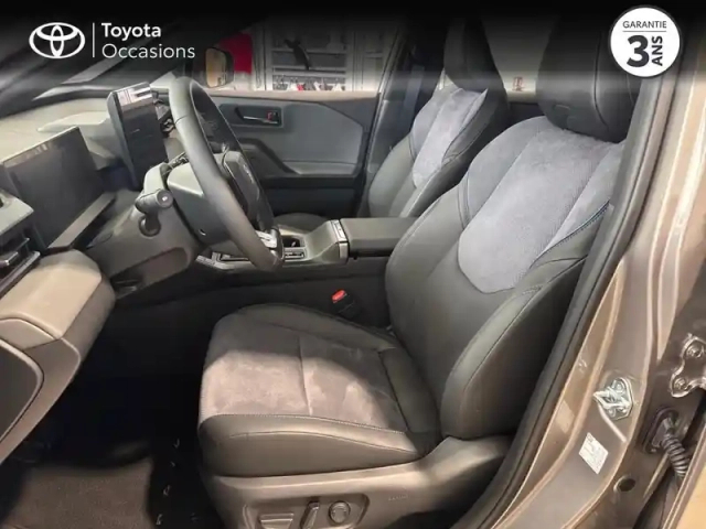 Toyota Rav4 2.5 hybride rechargeable 309ch graphic awd-i rc26 — photo 11