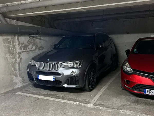 Loue parking