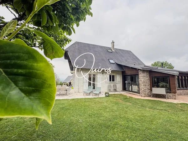 Maison de luxe 9 pièces 214 m²