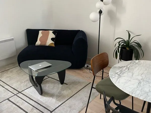 Petite maison meublée quartier jardin public