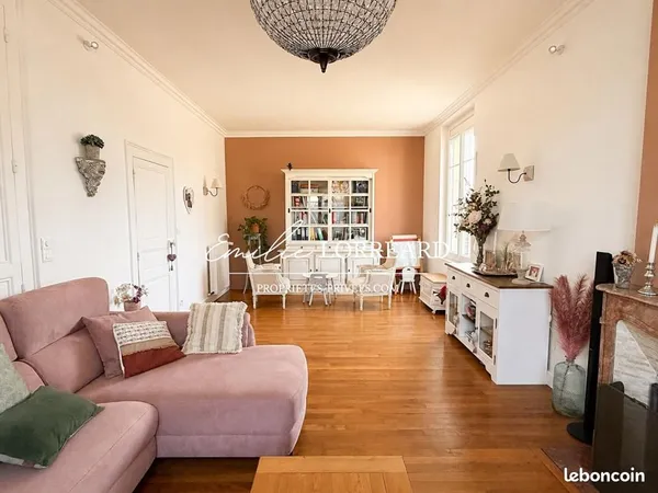 Maison 6 pièces 146 m²