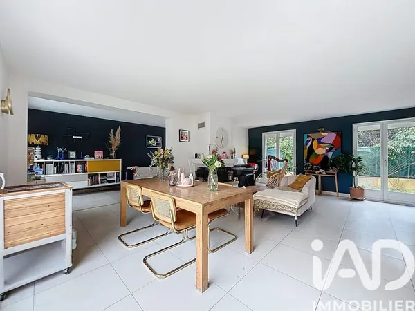 Maison 9 pièces 224 m²