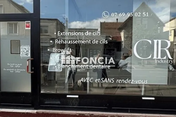 Local commercial 2 pièces 26 m²
