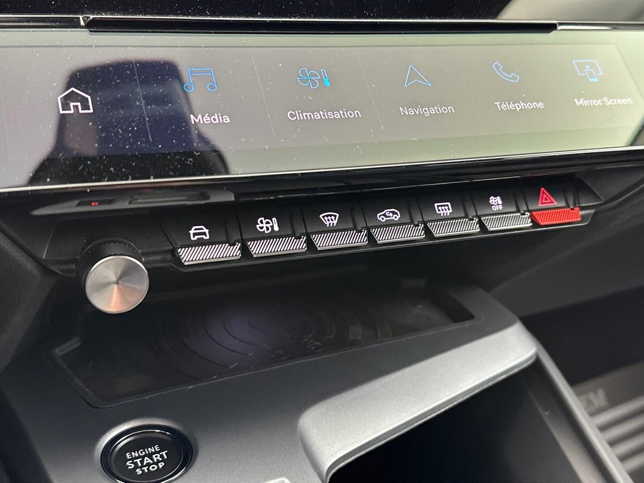 Peugeot 308 phev 180 e-eat8 allure pack — photo 26