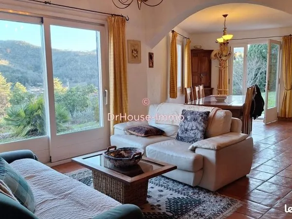Propriété 4 pièces 125 m²