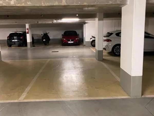 Parking Fort d'Issy 5 x 2,50,m