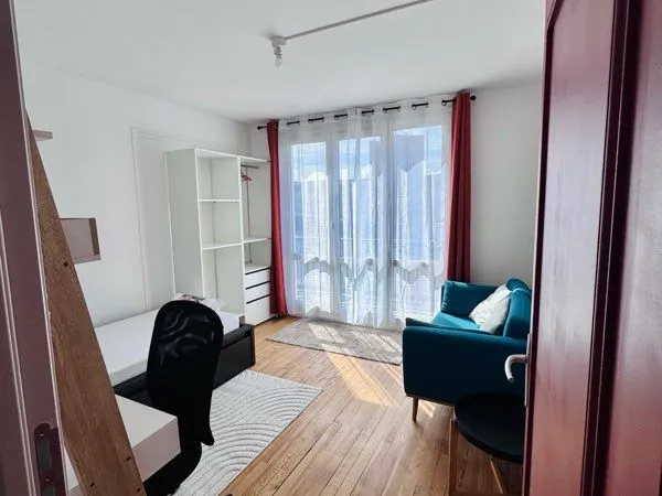 Grande chambre dans colocation étudiante - Le Havre