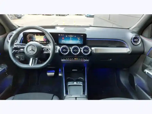 Mercedes Glb 200 d — photo 11