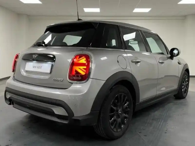 Mini Mini 5 portes cooper 136ch edition premium bva7 — photo 4