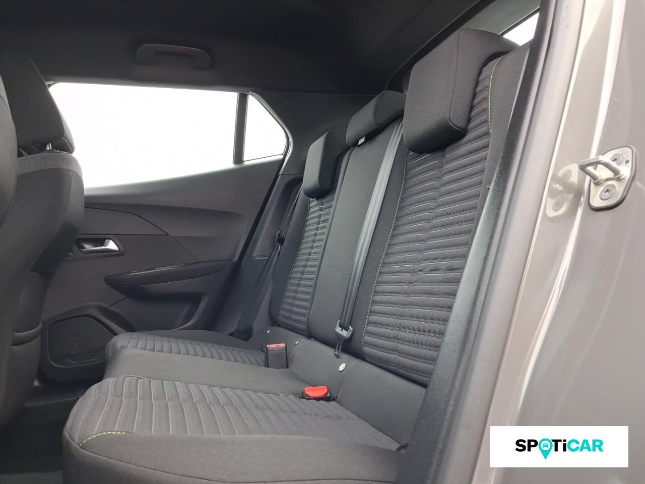 Peugeot 2008 1.2 puretech 100ch s&s active — photo 10