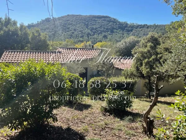 Maison d'architecte , 4 CHAMBRES , 8000 M2 Saint-Jean-du-pin